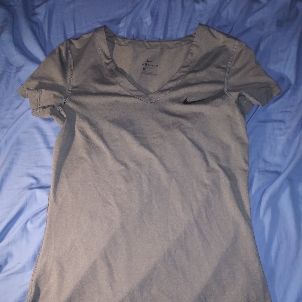 Nike Dri-Fit Shirt
